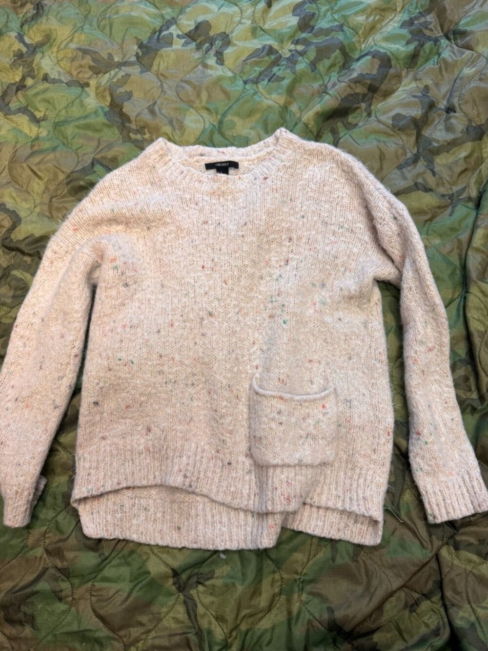 Forever 21 Oatmeal Speckled Sweater - Small